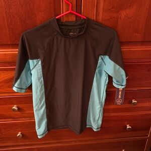 NWT boys rash guard black and blue UPF 50